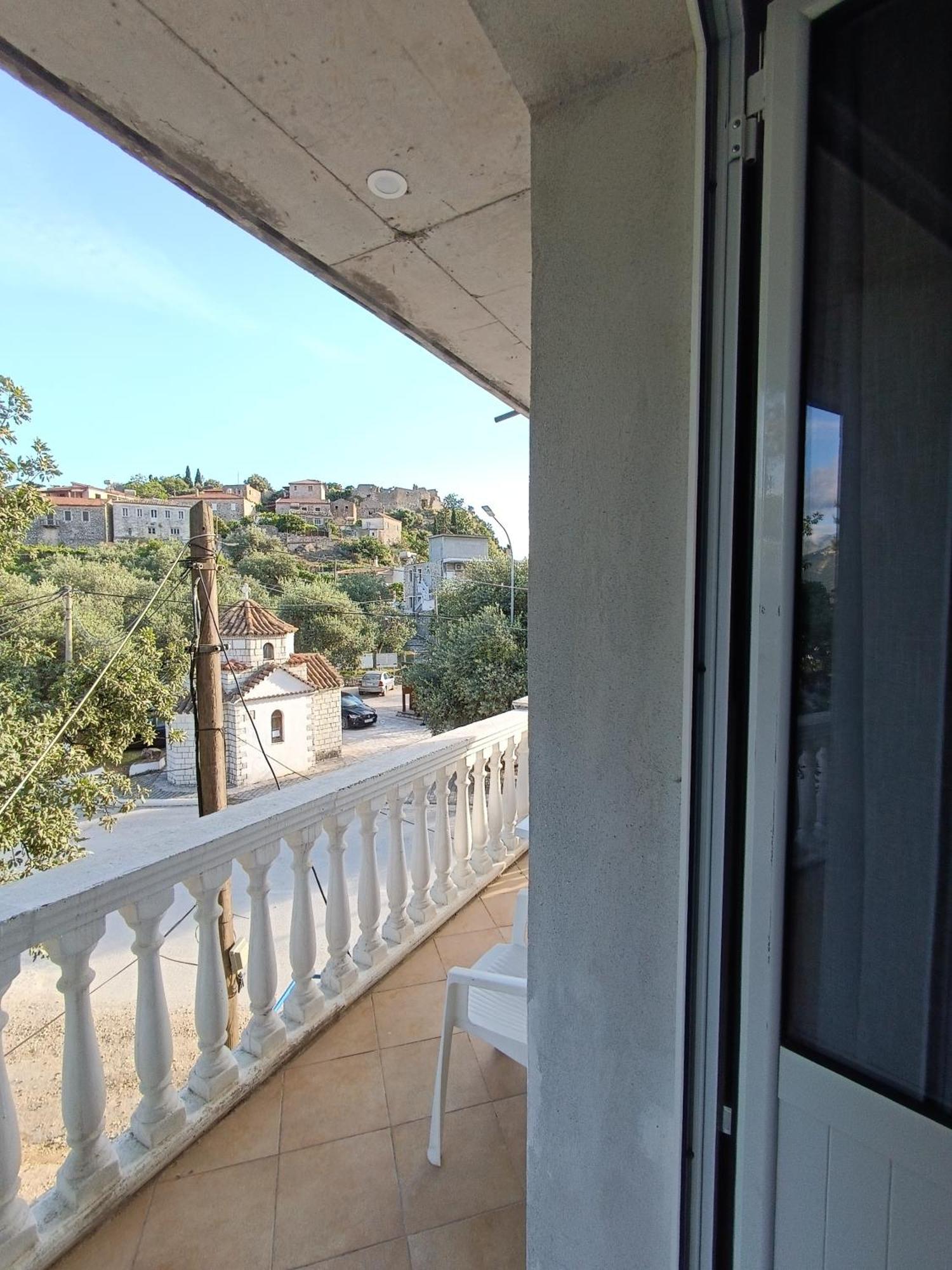 Villa Vista 2 Himare Bagian luar foto